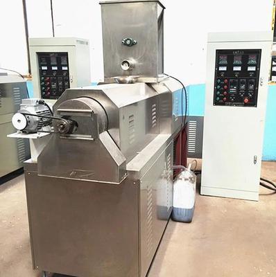 DGP 65 Macchina automatica di estrazione del cibo per cani in acciaio inossidabile / linea di lavorazione del cibo per animali domestici secchi