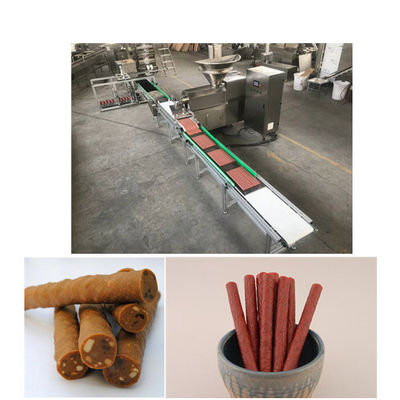 Linea di trasformazione carnosa automatica completa lavoro dell'alimento per animali domestici della striscia di risparmio del commestibile di riunione