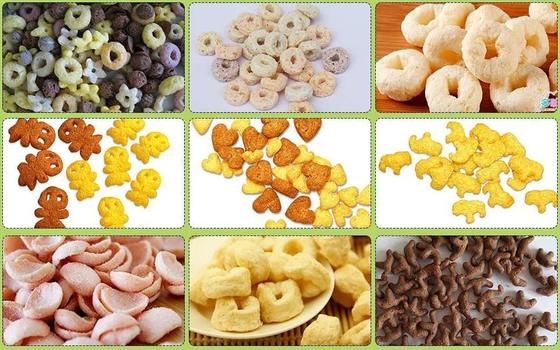 Cereale da prima colazione e linea di produzione dei fiocchi di mais/macchina dell'espulsore spuntino del soffio