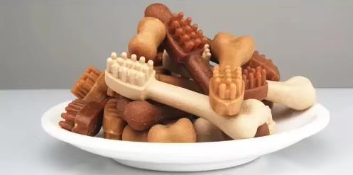 Macchina dell'espulsore dello spuntino dello stampaggio ad iniezione, linea di trasformazione dell'alimento per animali domestici